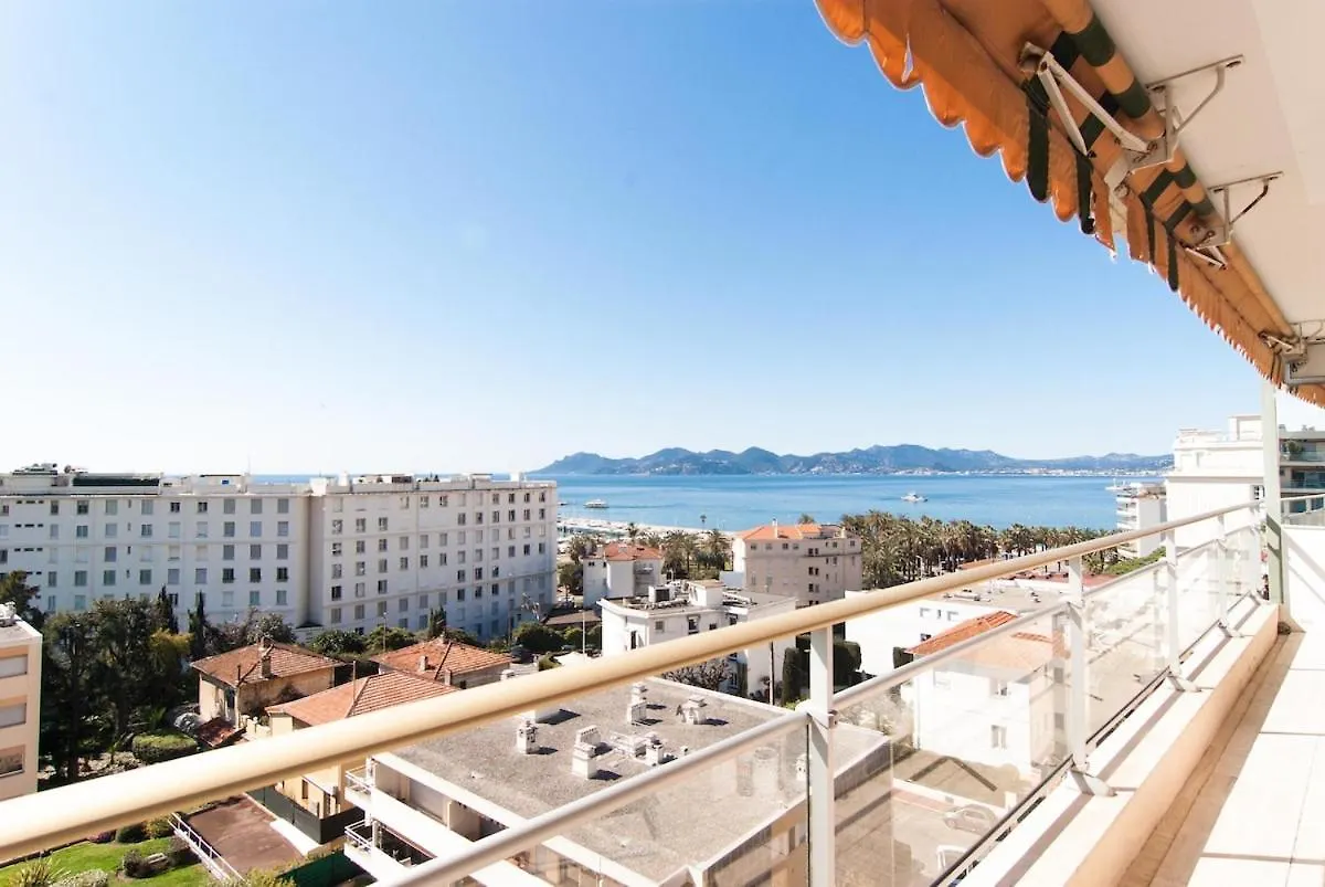 Seaview Retreat 1Br With Terrace Apartment Cannes France