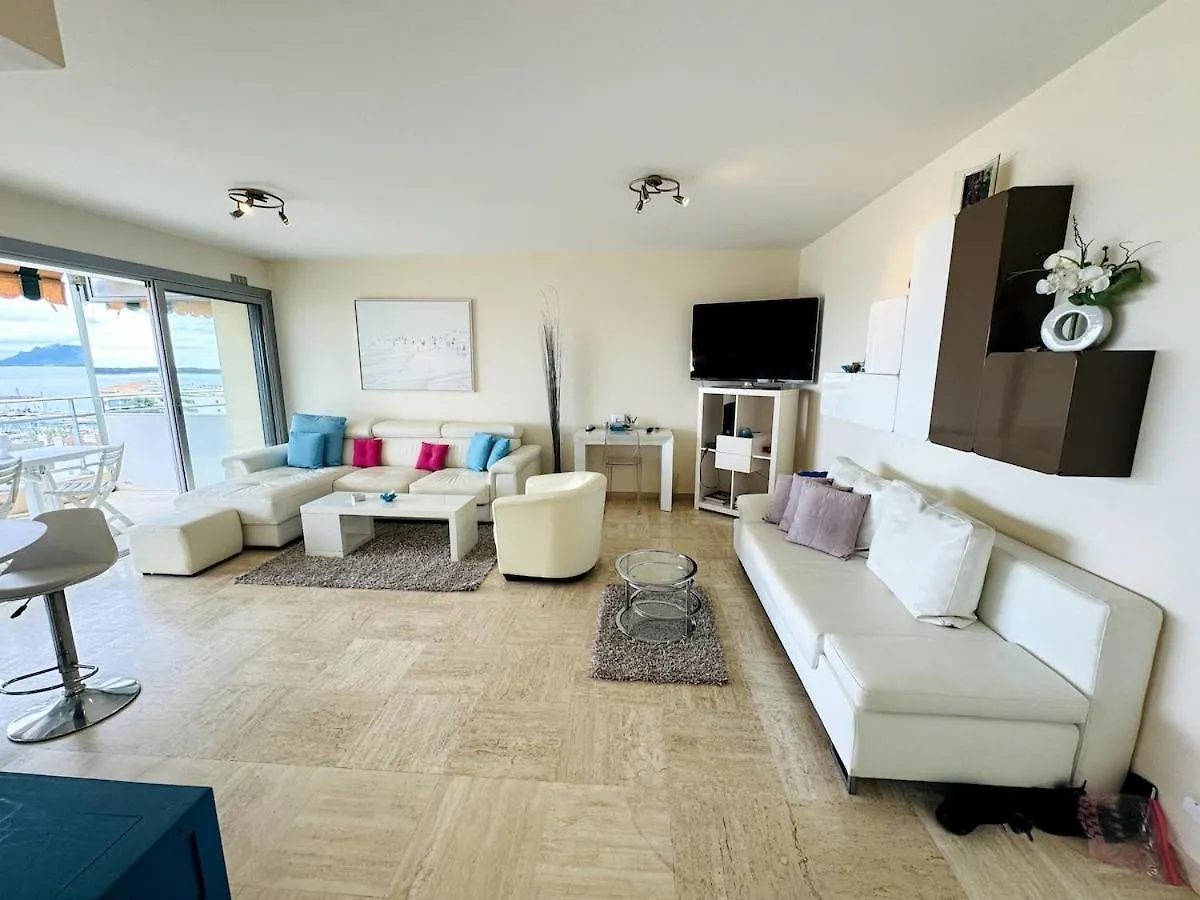 Seaview Retreat 1Br With Terrace Apartment Cannes